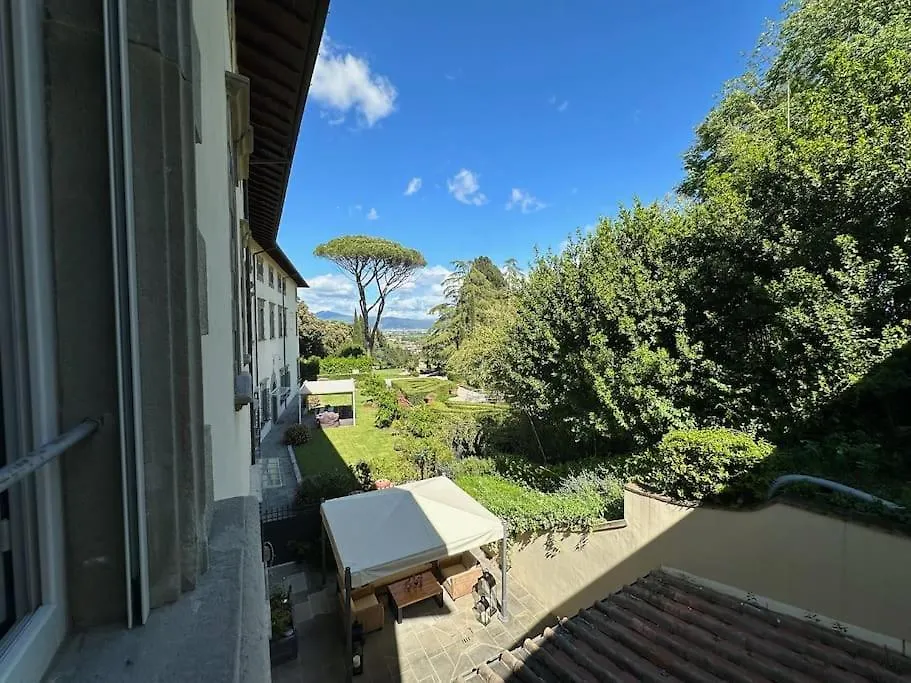Appartamento In Villa Del XV Secolo Seano Italien
